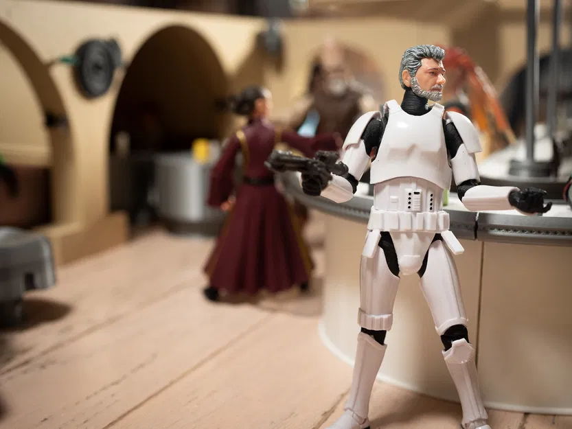 Bộ Bàn Ăn Cantina Star Wars – Black Series Diorama - Image 7