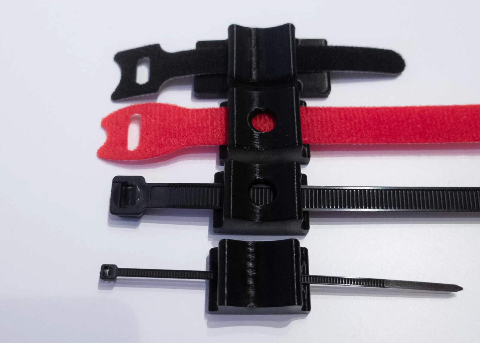Bộ Kẹp Dây Cáp và Dây Velcro In 3D Tiện Lợi 1