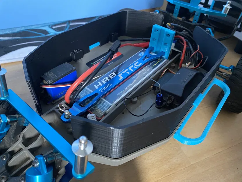 Chắn bùn chassis Traxxas Slash 2wd HCG - Image 1