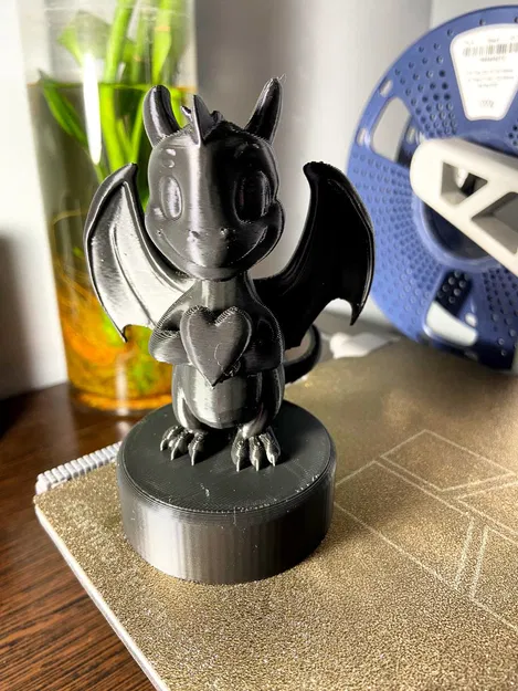 Rồng Ôm Trái Tim | Ngày Valentine - Image 1