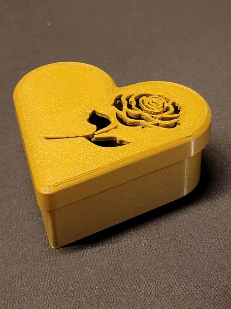 Hộp Quà Trái Tim Khắc Hoa Hồng Cho Ngày Valentine - Image 3