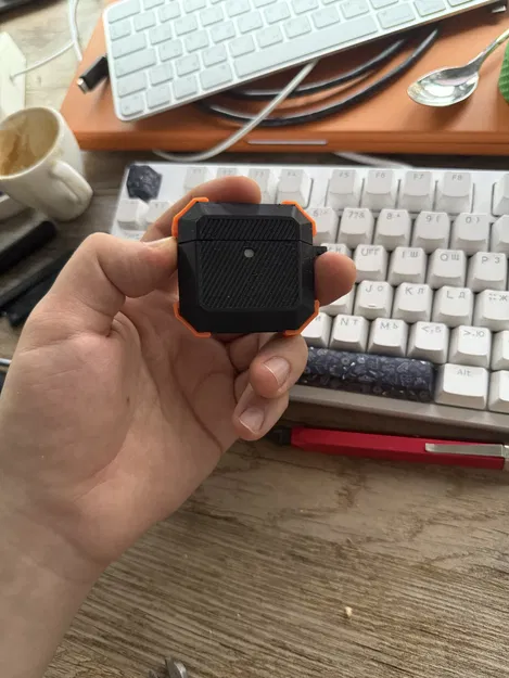 Ốp AirPods 4 siêu bền (wireless & wired) - Image 1