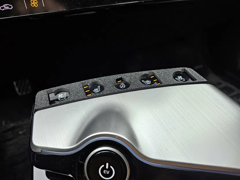 Xerses Remix/Remake - Ốp che nút cảm ứng console Kia EV6 - Image 1