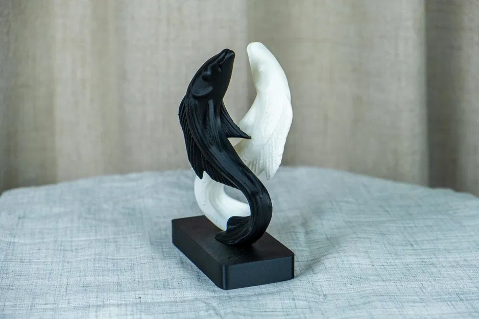 Tượng Cá Koi Âm Dương (Yin-Yang Koi Sculpture) - Image 1