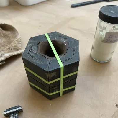 Bộ khuôn cho bình gốm lục giác nặn tay