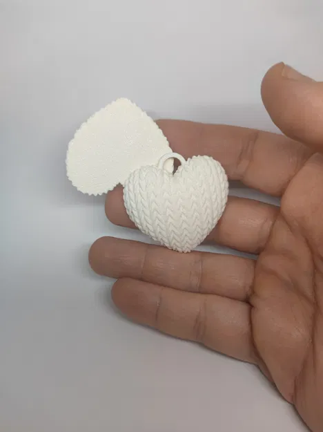 Móc Khóa Trái Tim Đan Len "I Love You" - Quà Tặng Valentine Độc Đáo - Image 16