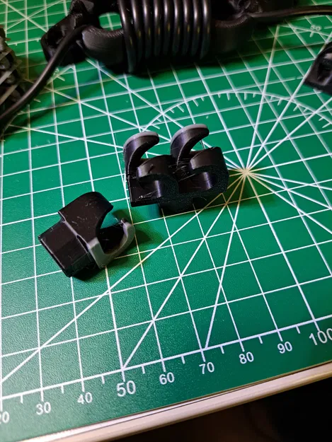 Kẹp Giữ Dây Cáp Đa Năng Cho Hệ Thống Multiboard - Image 1