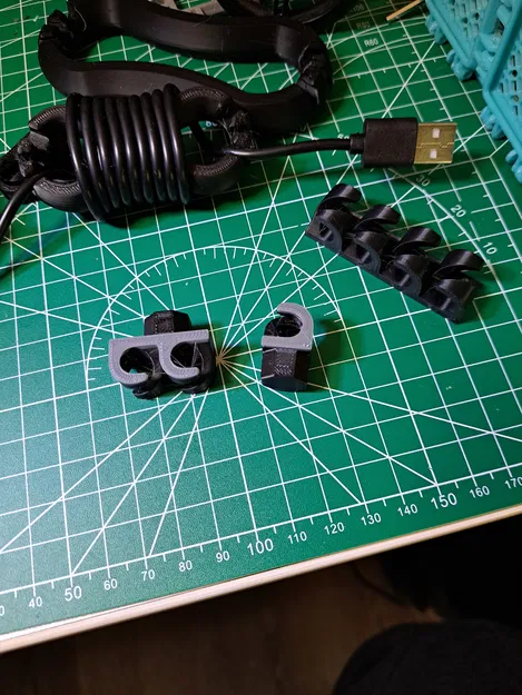 Kẹp Giữ Dây Cáp Đa Năng Cho Hệ Thống Multiboard - Image 2