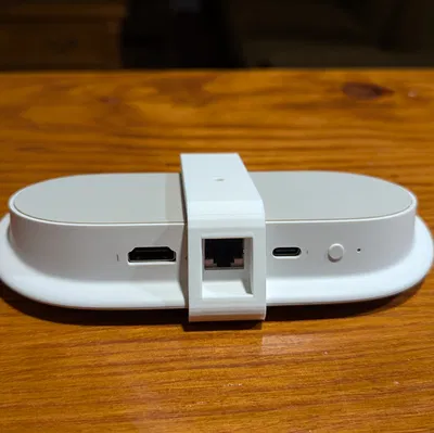 Giá treo tường đơn giản cho Google TV Streamer