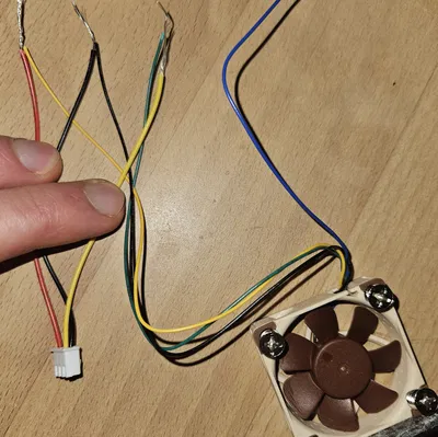 Nâng cấp quạt cho Polymaker PolyDryer (Noctua NF-A4x10 24V)