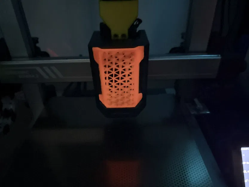 Nắp che print head Kobra 3 dạng mảng tam giác (triangular facets) - Image 3