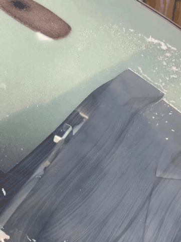 ICE scraper – Đồ cạo băng/sương giá ôm cong theo kính xe - Image 3