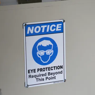 Giá đỡ nam châm gắn bảng hiệu (Magnet Mount for Sign)