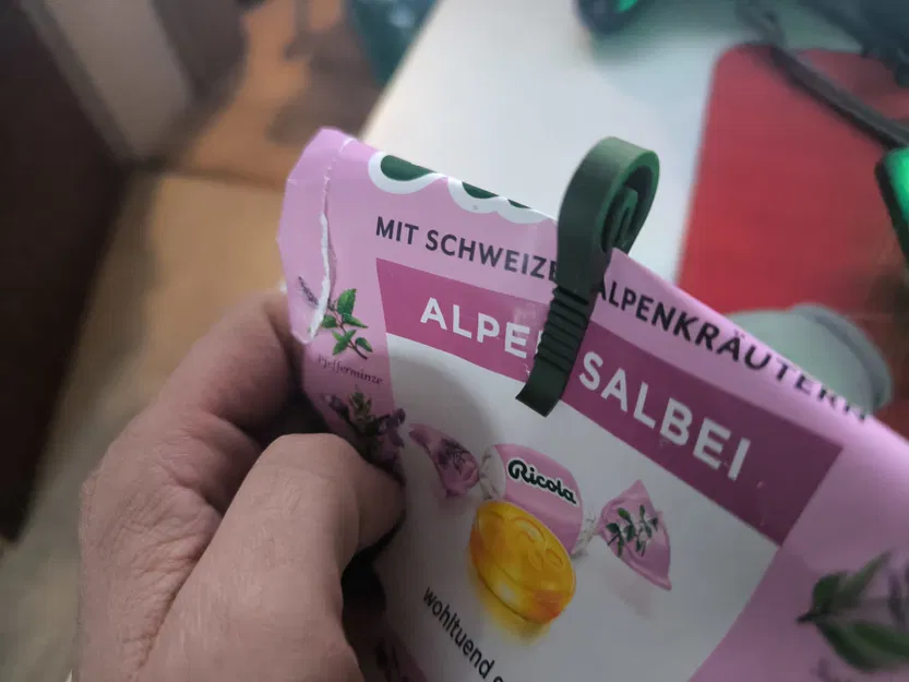 GripLoop - Kẹp miệng túi mỏng và nhỏ gọn (Bagclip) - Image 3