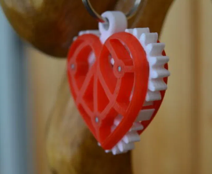 Móc Khóa Trái Tim Cơ Khí - Phụ Kiện Độc Đáo - Image 1