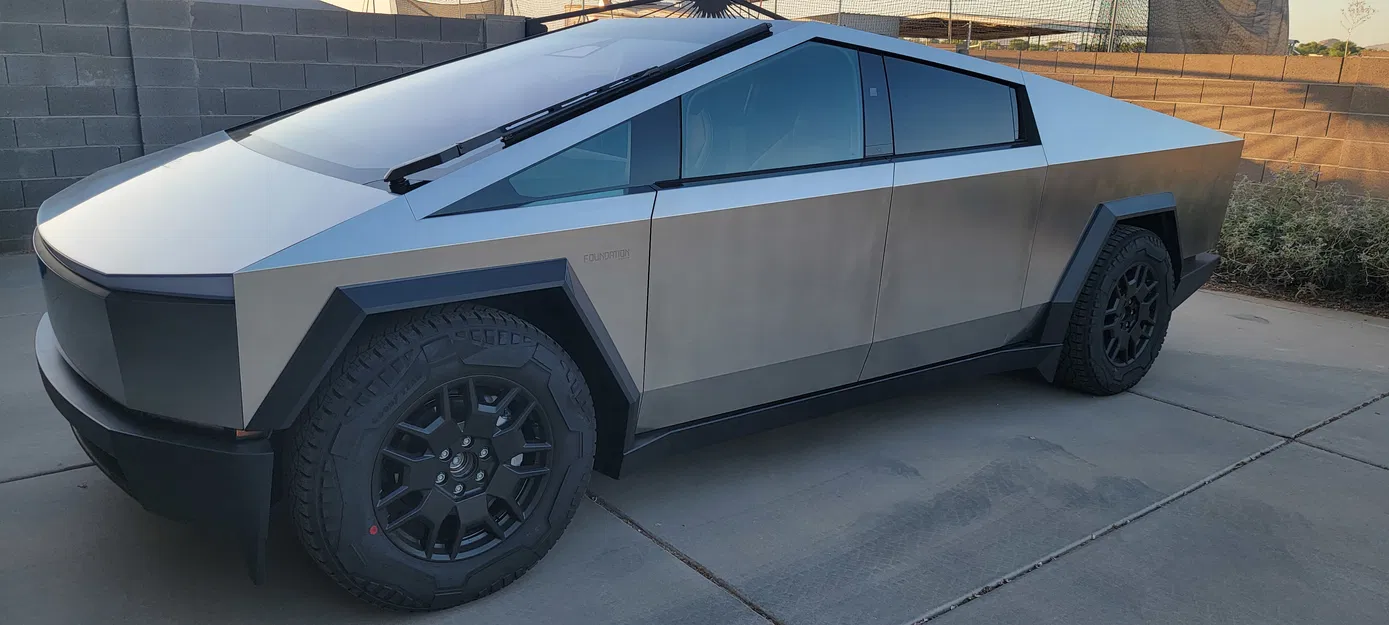 Nắp che lỗ gương Cybertruck (Cybertruck Mirror Delete Cover) - Image 8