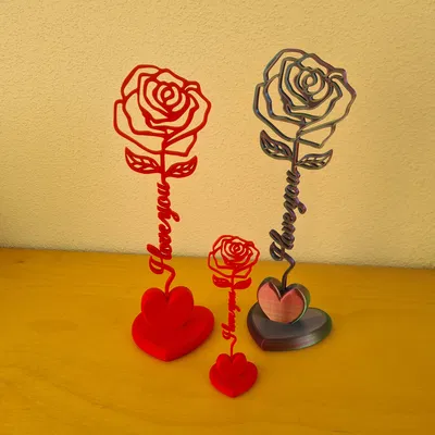 Bông hồng với thân chữ “I love you”