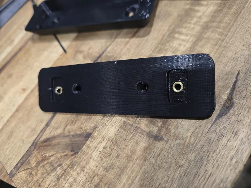 Giá đệm gắn tường Eufy E340 (Wall Spacer Bracket) góc 45° & 28° - Image 2