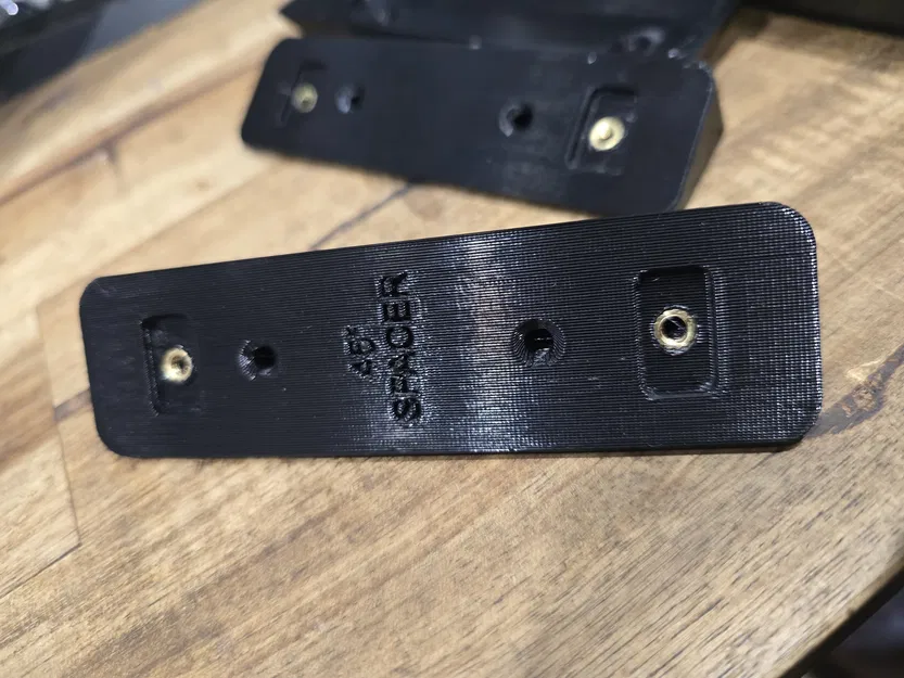 Giá đệm gắn tường Eufy E340 (Wall Spacer Bracket) góc 45° & 28° - Image 3