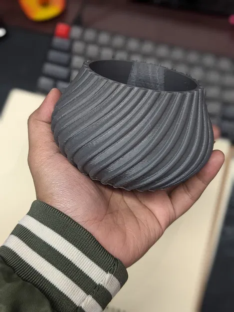 Chậu Xương Rồng Xoắn Ốc – Thiết Kế Tối Giản In 3D - Image 2