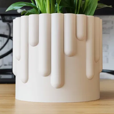 Chậu cây kiểu xô sơn tràn – thiết kế vase mode