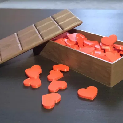 Hộp hình thanh chocolate đầy 143 trái tim