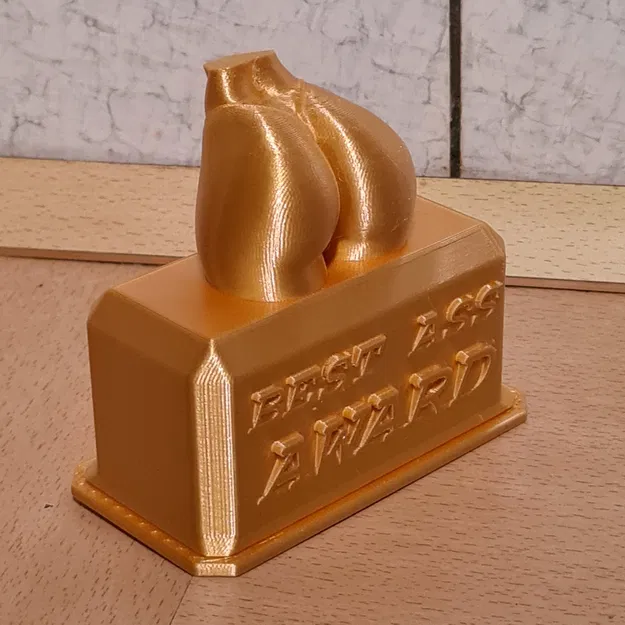 Cúp "Mông Vàng" - Quà Tặng Hài Hước Độc Đáo - Image 1