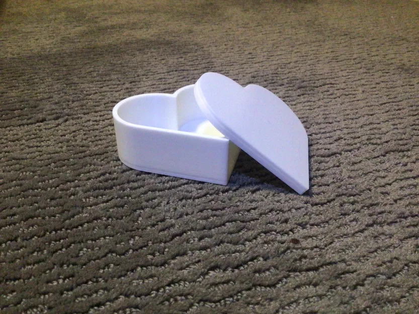 Hộp Quà Trái Tim 3D Tinh Tế - Image 1