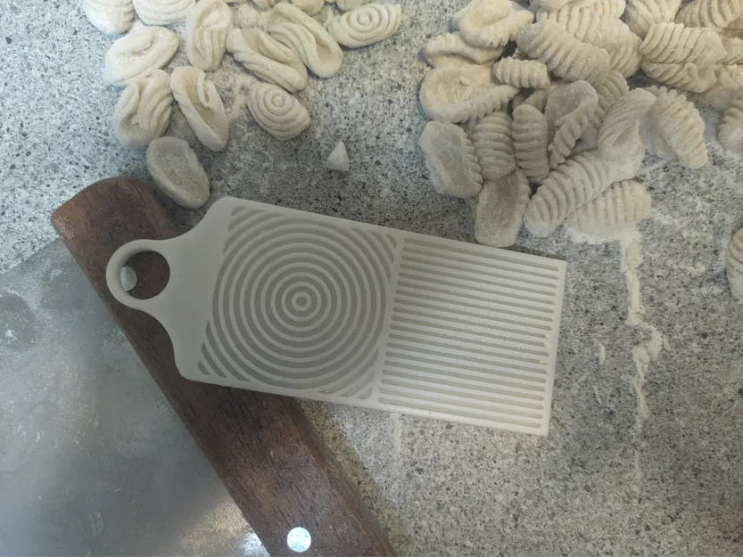 Bảng Làm Gnocchi & Mì Tai Mèo (Cat Ear Noodle Maker) - Image 1