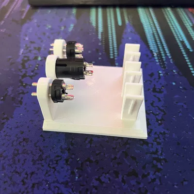 Trạm hàn XLR (XLR Soldering Station)