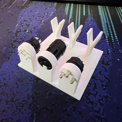 Trạm hàn XLR (XLR Soldering Station)