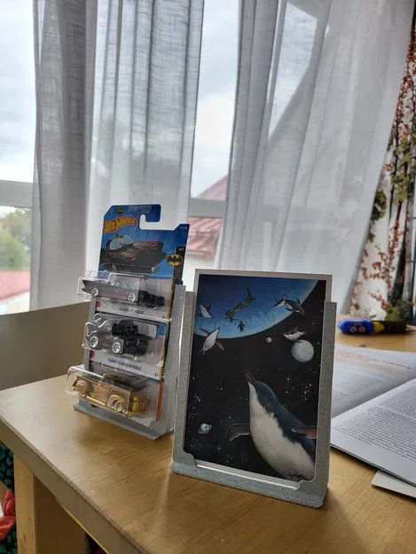 Stand để dựng Postcard hoặc 3 vỉ Hot Wheels :D - Image 1
