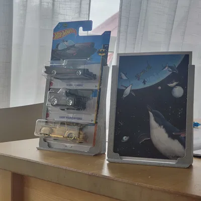 Stand để dựng Postcard hoặc 3 vỉ Hot Wheels :D