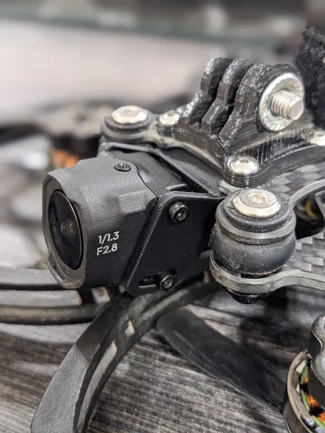 Ngàm gắn camera DJI O4 cho GEPRC Cinelog 25/30/35 - Image 1