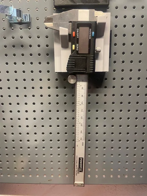 Giá treo thước cặp (Caliper Holder) gắn tường/peg board - Image 1