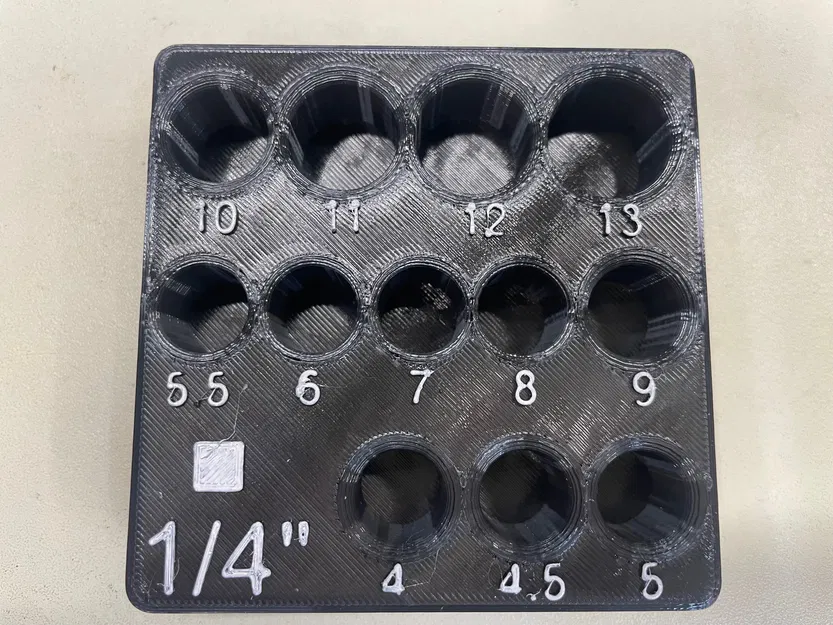 Khay giữ socket metric 4–13 cho 1/4" drive ratchet, Gridfinity 2x2 - Image 5