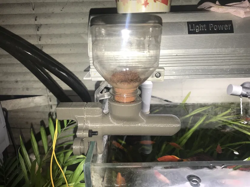 Máy cho cá ăn tự động với giải pháp bánh răng - Image 6