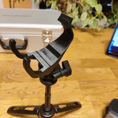 Revopoint MetroX – Cradle/Holder cải tiến để gắn Tripod