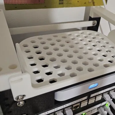 Kệ Gắn Rack 10-inch (10-inch Rack Mount Shelf)