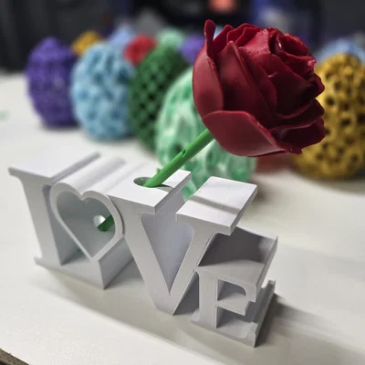 Chân Hoa "LOVE" 3D Print - Quà Tặng Valentine Ý Nghĩa