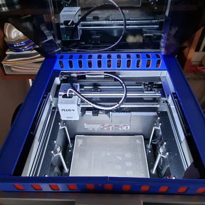 Khay Bảo Vệ Kính Máy In 3D Qidi Plus 4