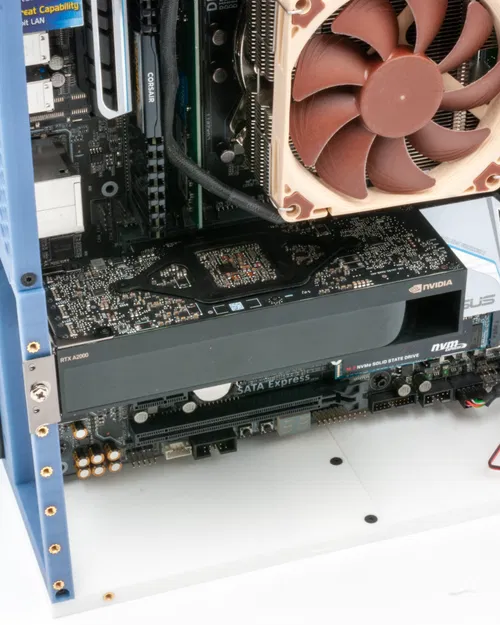 LxW Radiant Ridge - Vỏ PC Full ATX nhỏ gọn - Image 3