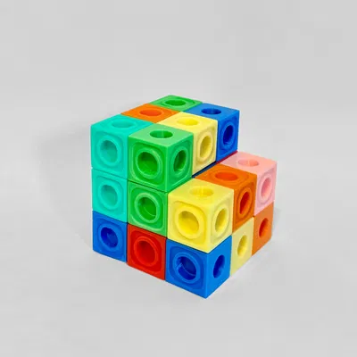 Clicky Cubes – Khối Lập Phương Lắp Ráp Snap-Together
