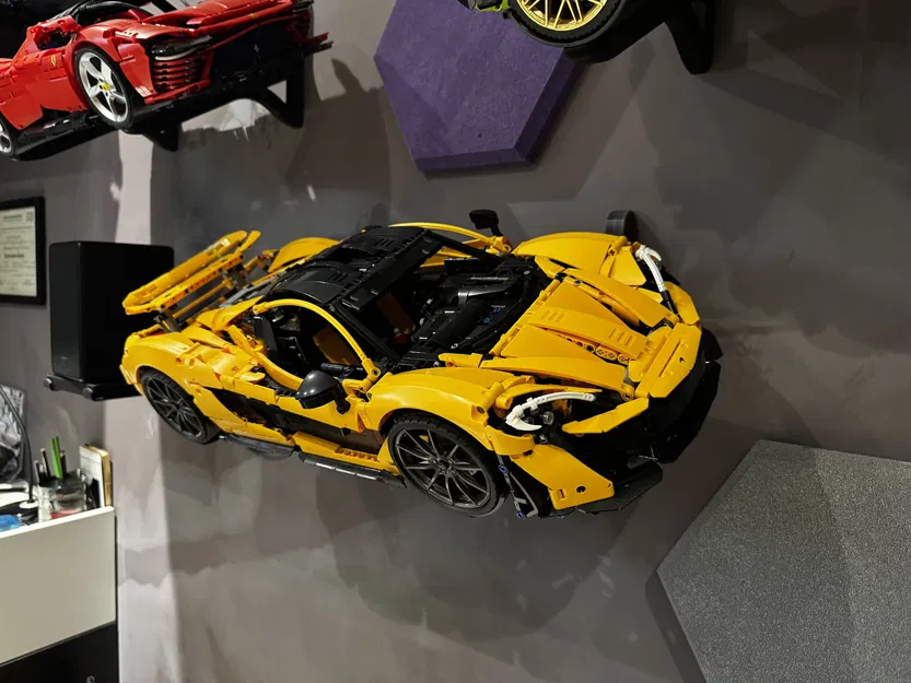 Giá đỡ treo tường Lego McLaren P1 42172 (nghiêng 30°) - Image 1