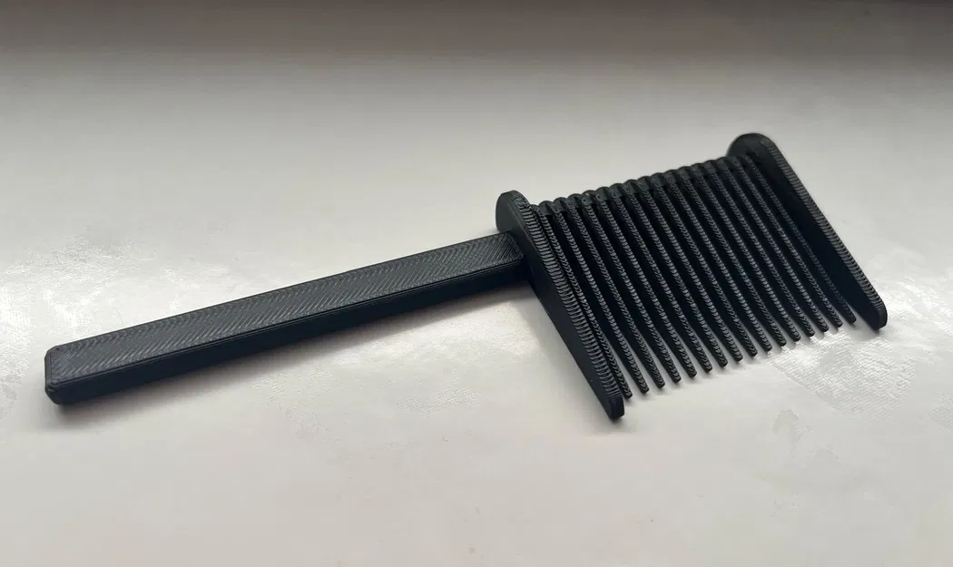 (FreeCAD parametric) Lược fade cho râu (beard comb) - Image 1