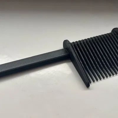 (FreeCAD parametric) Lược fade cho râu (beard comb)