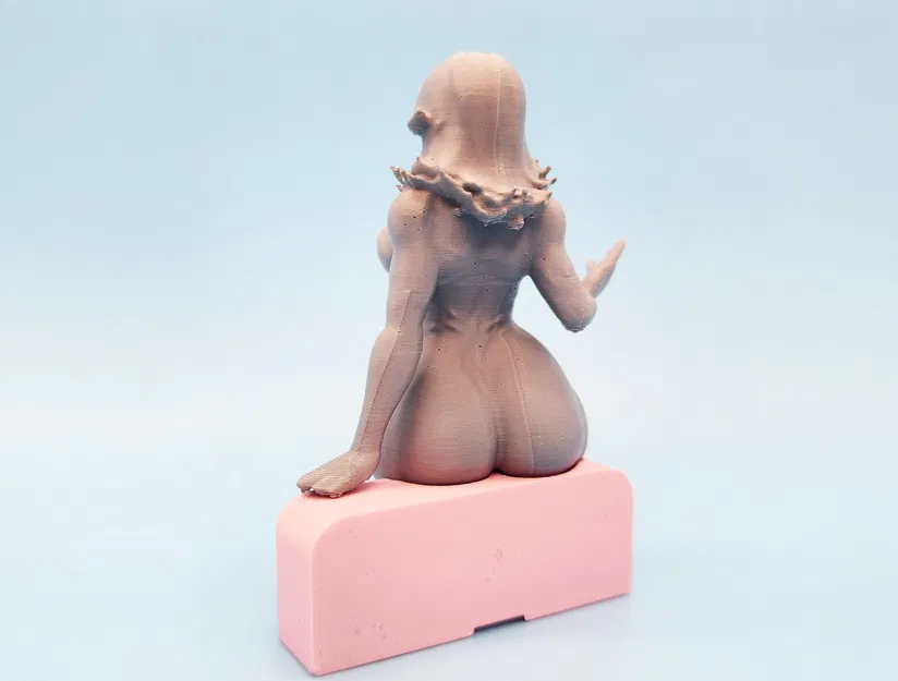 Mô Hình Invisible Woman Ngồi Tựa Ghế - Fan Art Marvel Rivals Đẹp Mắt - Image 2