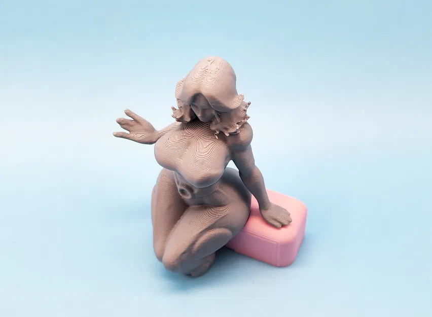 Mô Hình Invisible Woman Ngồi Tựa Ghế - Fan Art Marvel Rivals Đẹp Mắt - Image 3