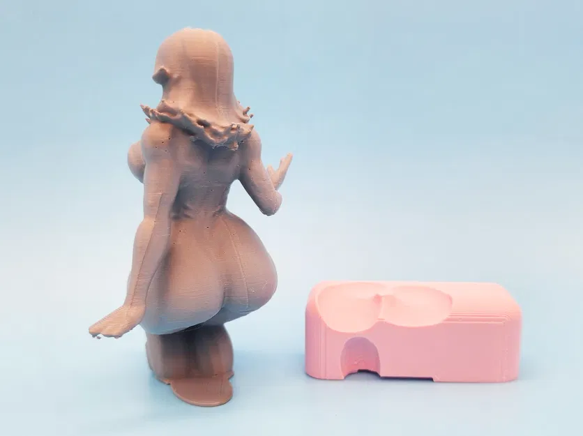 Mô Hình Invisible Woman Ngồi Tựa Ghế - Fan Art Marvel Rivals Đẹp Mắt - Image 4