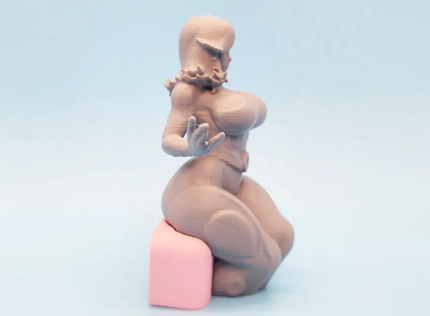 Mô Hình Invisible Woman Ngồi Tựa Ghế - Fan Art Marvel Rivals Đẹp Mắt - Image 5